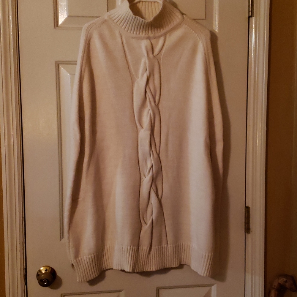 Ladies Poncho ( Chico's )